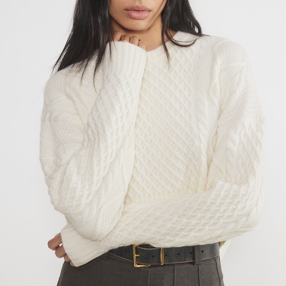 Aritzia Sunday Best cream Peggy cropped merino wool cable knit sweater - XS NWOT - Picture 2 of 8